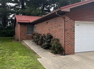 1830 E Southern Manor Dr, Terre Haute, IN 47802