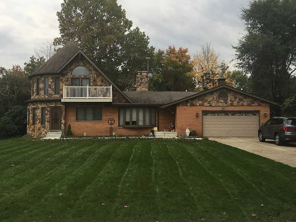 150 Clement St photo 1
