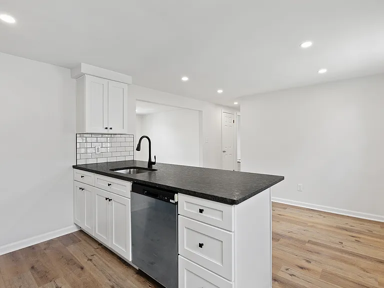369 Partridge St #2 — Photo 6