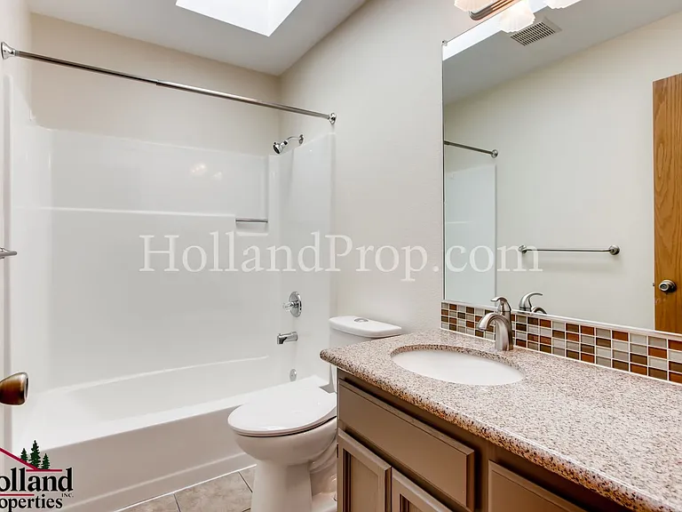 5817 NW 178th Ave — Photo 19
