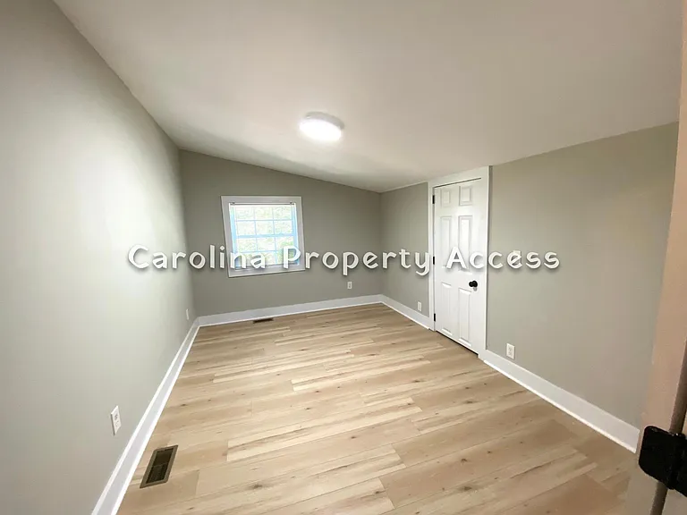 2928 Evans Rd — Photo 22