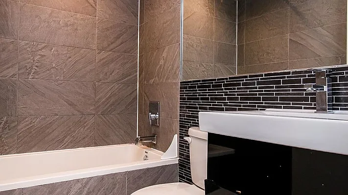 Rented by Nooklyn NYC LLC | media 30