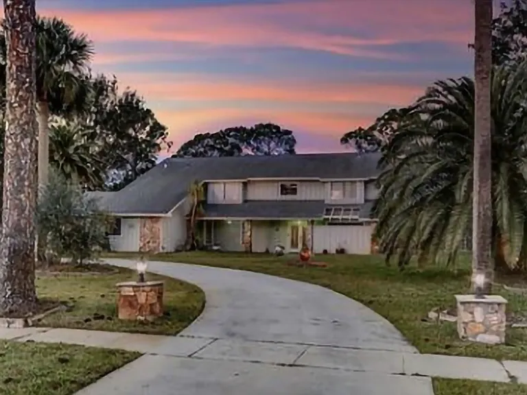 932 Pelican Bay Dr — Photo 41