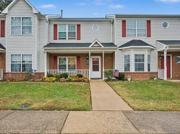 109 Sterling Ct, Yorktown, VA 23693