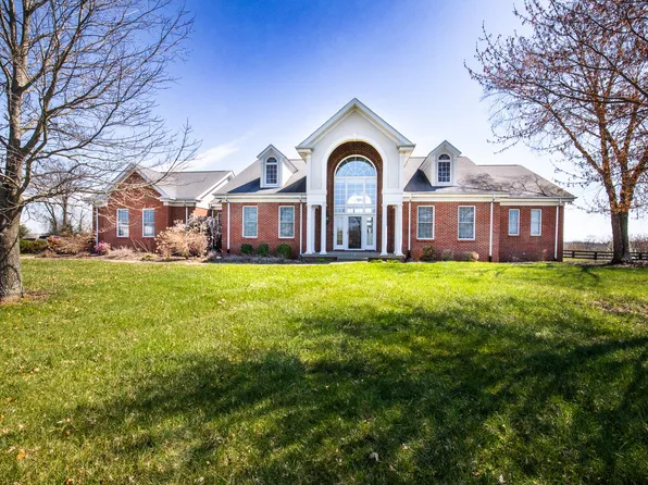 109 Stirling Ln, Versailles, KY 40383