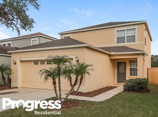 417 Maple Pointe Dr, Seffner, FL 33584