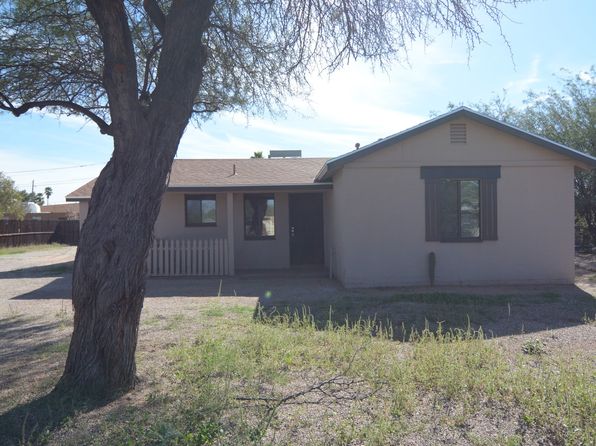 2910 E 28th St APT 1