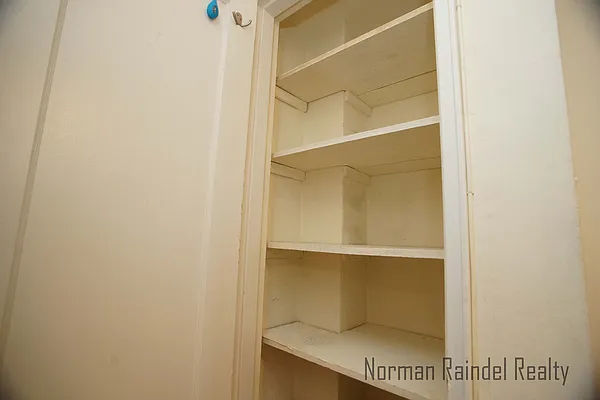 Rented by Norman Raindel, LREB | media 20