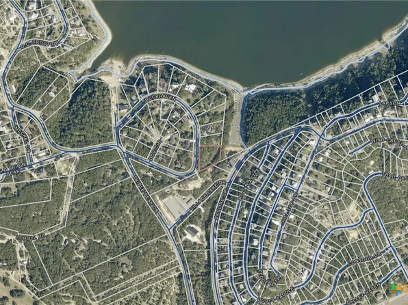411 Buckhaven Dr, Canyon Lake, TX 78133
