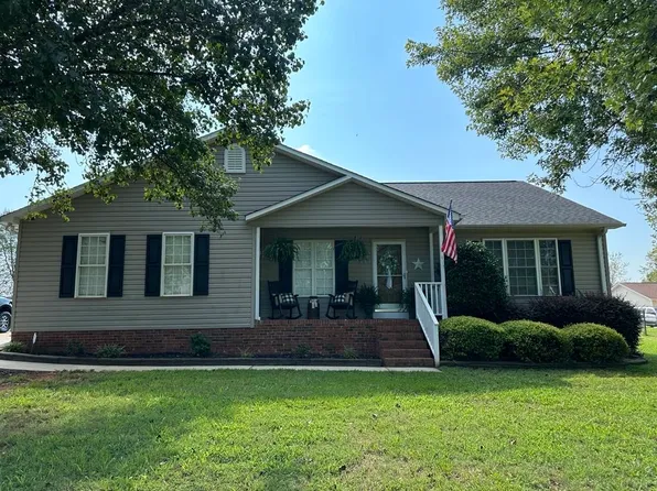 123 Fleet Dr, Anderson, SC 29625