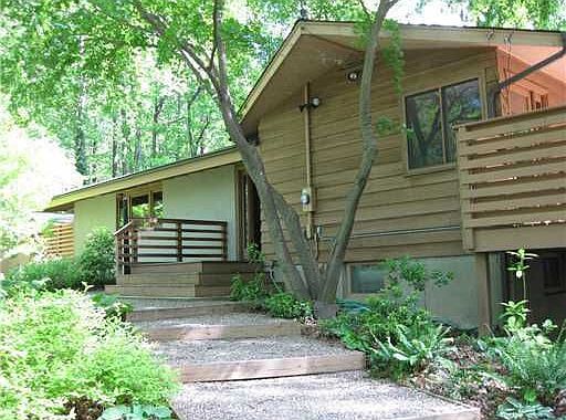1st image of 24 Dogwood Ln