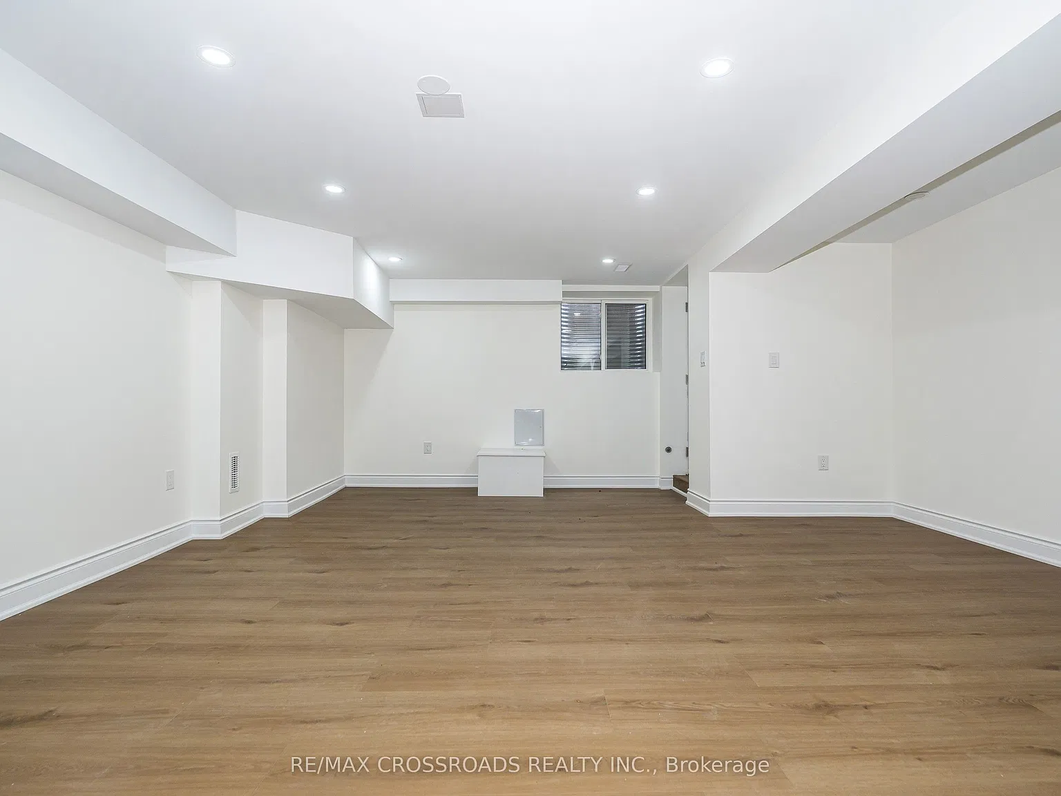 2 bed, $2,100 — Photo 4