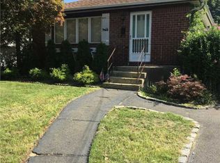 1801 Duke St, Bellmore, NY 11710