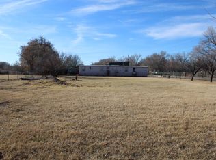 401 Chantelly Ln NE, Los Lunas, NM 87031