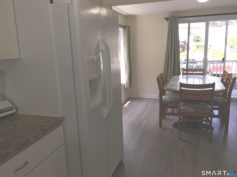989 Fairfield Beach Rd — Photo 7