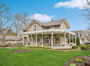 345 E Center Ave, Lake Bluff, IL 60044