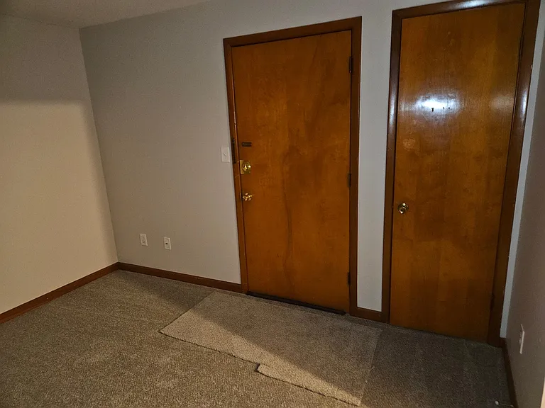 286 Robert Dr #2 — Photo 6