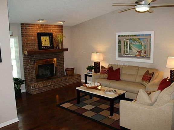 3rd image of 15930 Eagle River Way