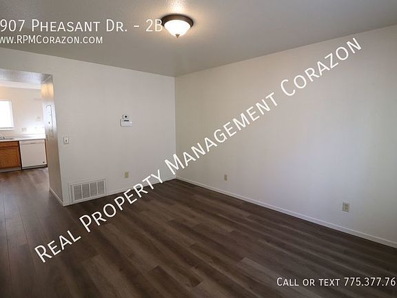 4th image of 3907 Pheasant Dr #2B