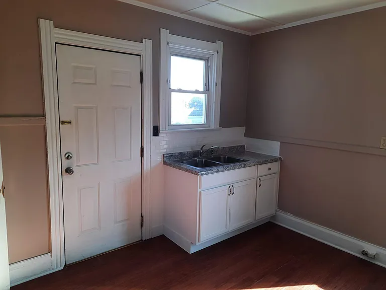 311 1/2 Parker Ave — Photo 10