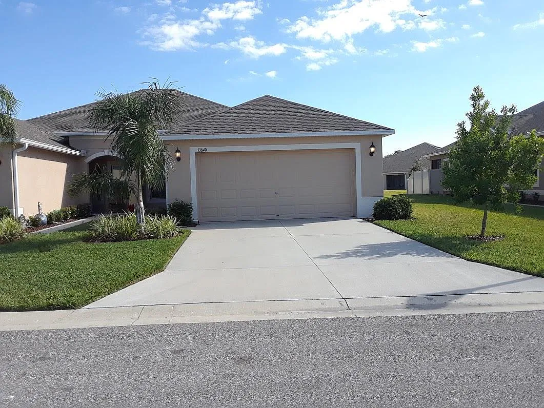 3 bed, 1337 sqft, $2,000 — Photo 2