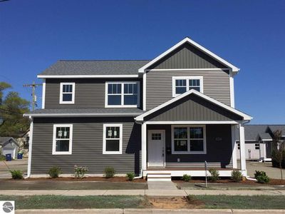 907 Wadsworth St, Traverse City, MI, 49684