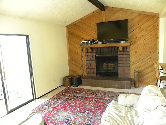 Vaulted Family/Living Room