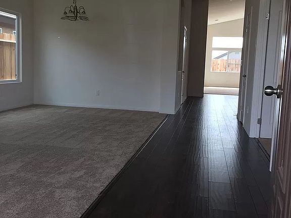 3rd image of 9501 Whitman Ave