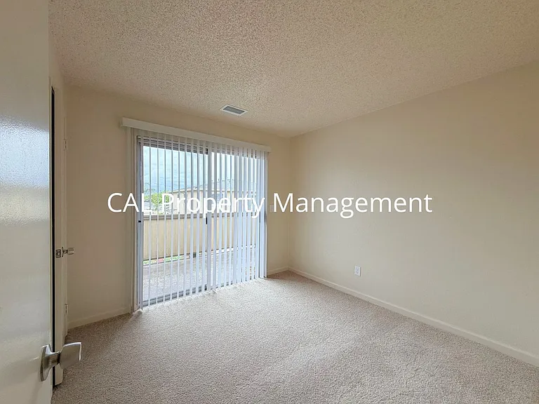 1823-4 Cherokee Dr — Photo 11