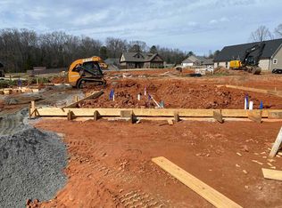 215 Floyd Meadow Dr, Inman, SC 29349