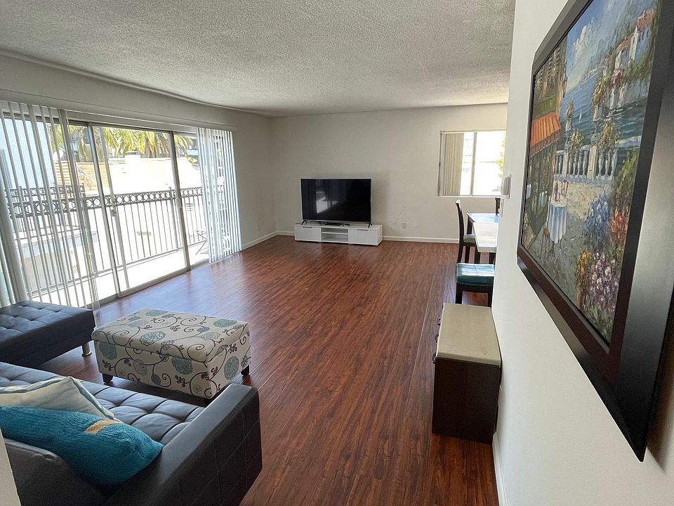 1st image of 136 S Palm Dr APT 306