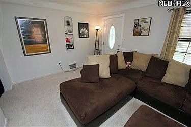 3rd image of 6735 Orchard Blvd