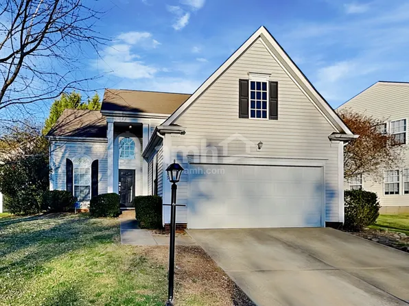 5615 Waverly Lynn Ln, Charlotte, NC 28269