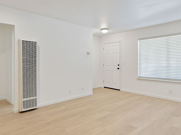 2nd image of 708 W McKinley Ave #708