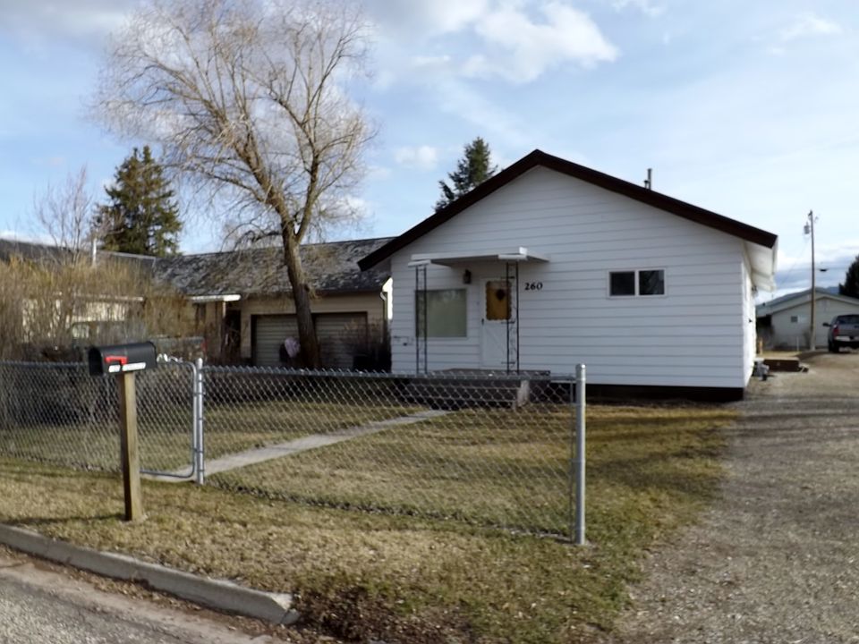 1st image of 260 Donahue Ave