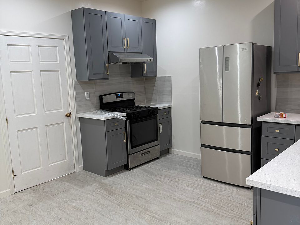 1st image of 356 International Blvd #356