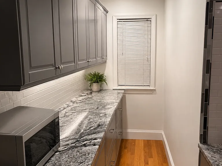 15-17 Westglow St #2 — Photo 7