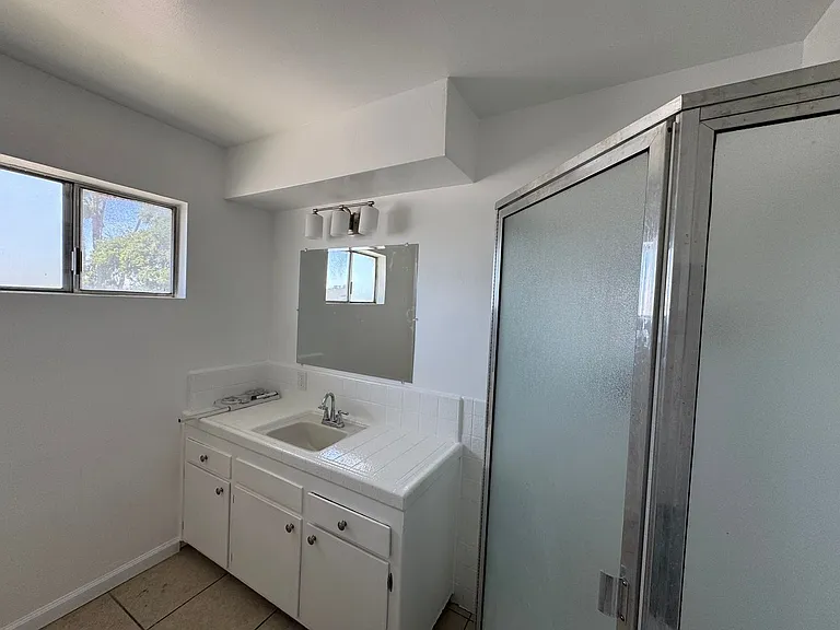 3920-3932 Christmas Tree Ln #4600-4622 — Photo 9