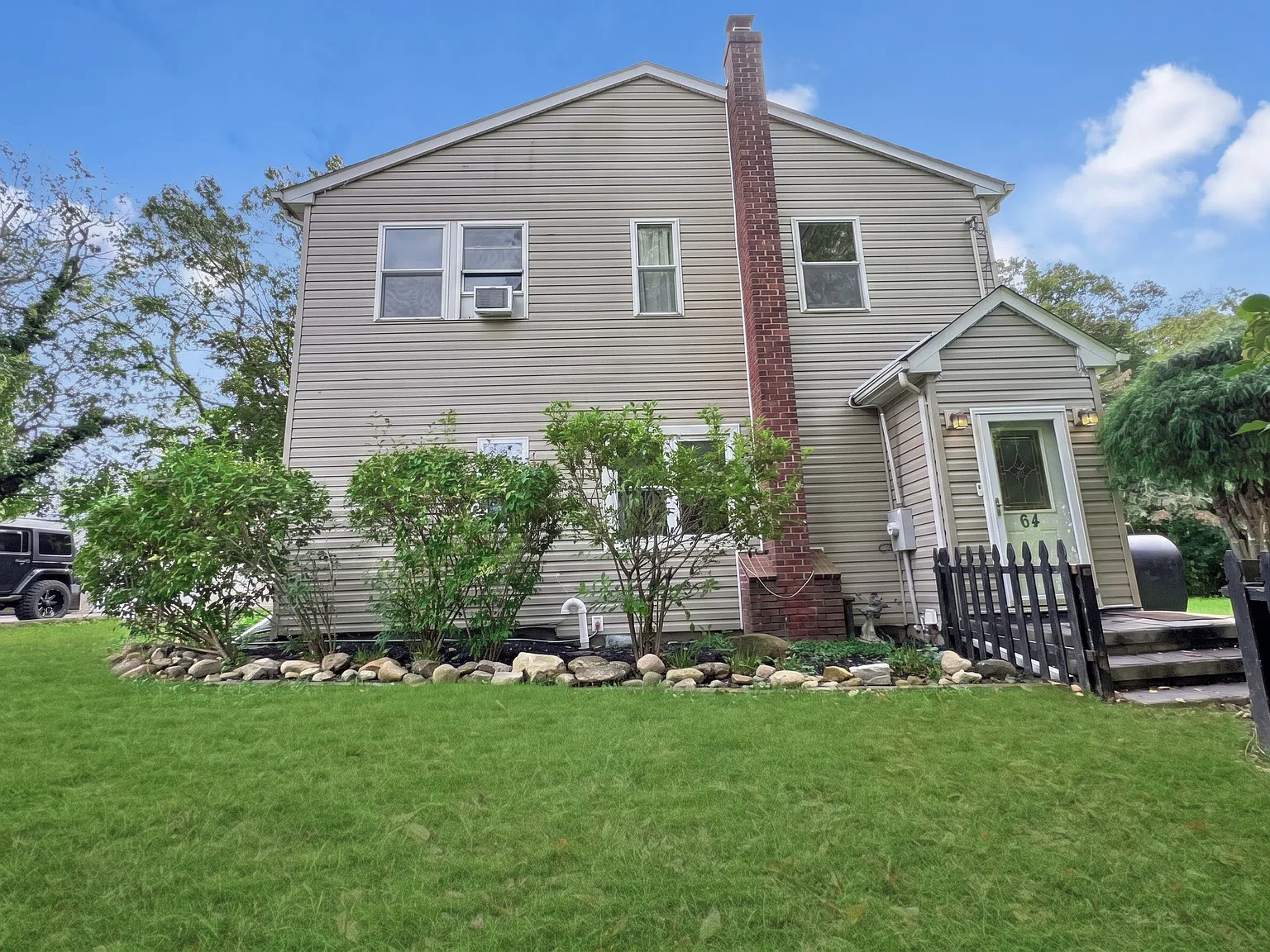 3 bed, 2000 sqft, $3,850 — Photo 3