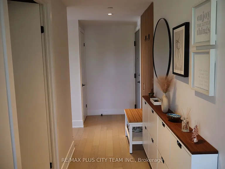 1888 Queen St E #507 — Photo 14