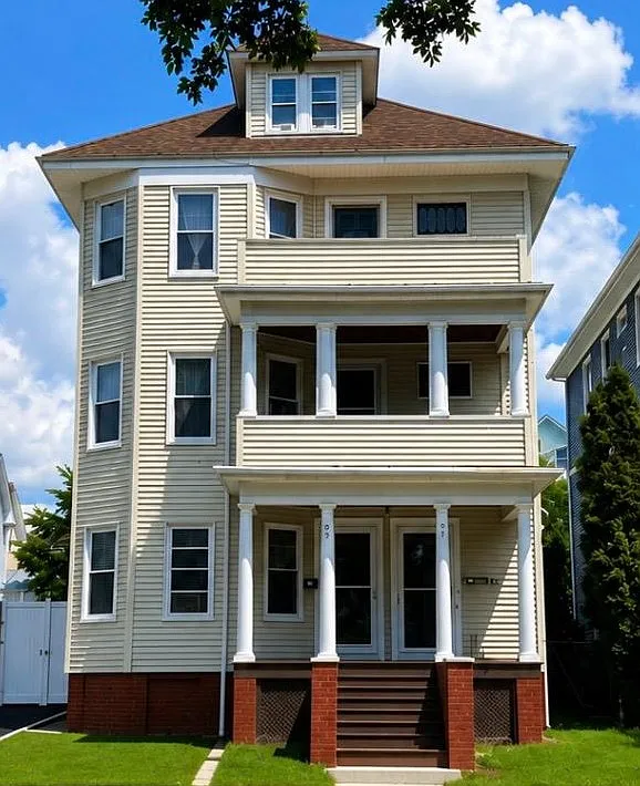 97 Raymond St