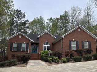 405 Canterbury Dr, Lagrange, GA 30241