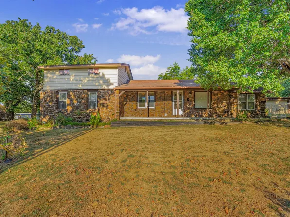 17600 S 4220th Rd, Claremore, OK 74017