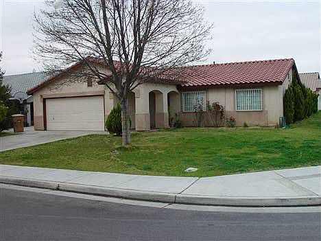 1st image of 602 Lake Valley Dr