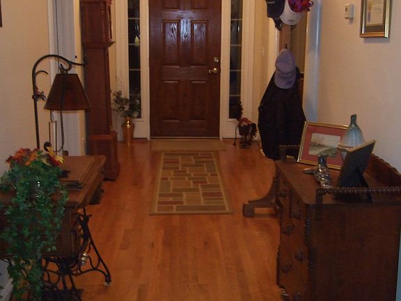 2nd image of 1052 Kiawah Dr