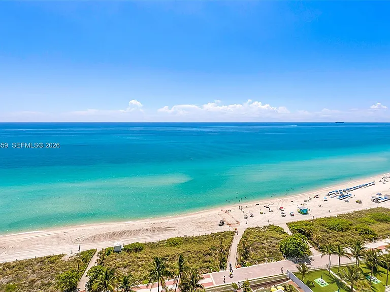 6301 Collins Ave #2103 — Photo 32