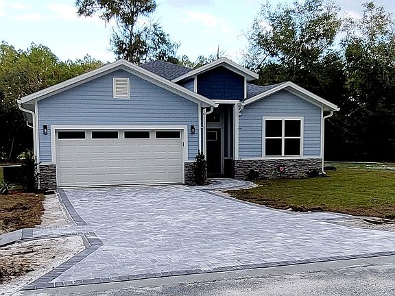 5th image of 155 NW Meadowlark Dr