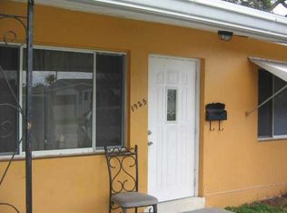 1925 Scott St, Hollywood, FL 33020