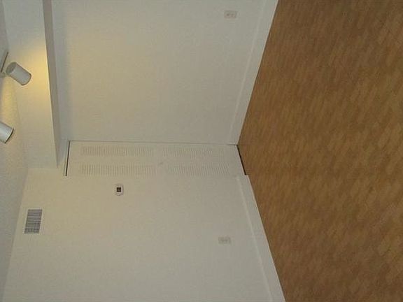 3rd image of 12106 Saint Andrews Pl APT 203