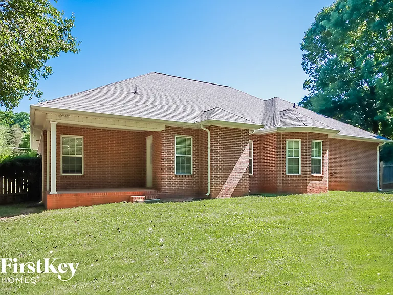 645 White Oaks Rd — Photo 14